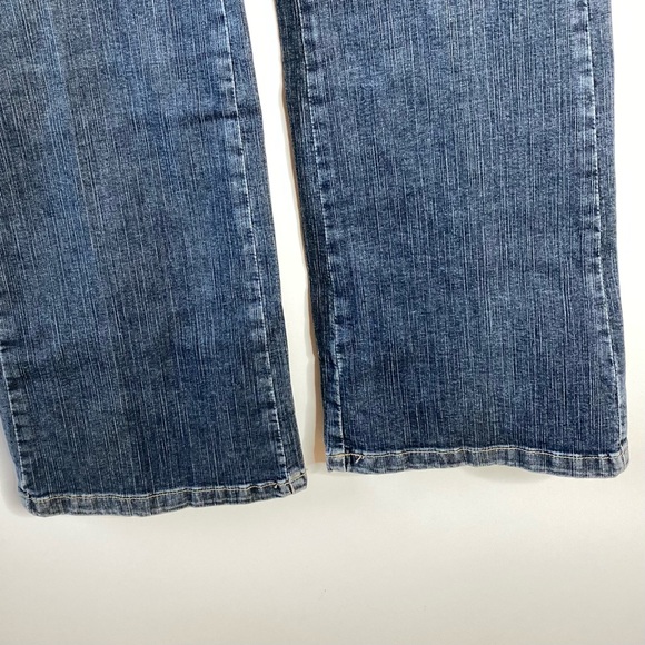Lee Womens Bootcut Jeans Sz 10 Blue Distressed Denim Flap Pockets Western - Picture 3 of 10